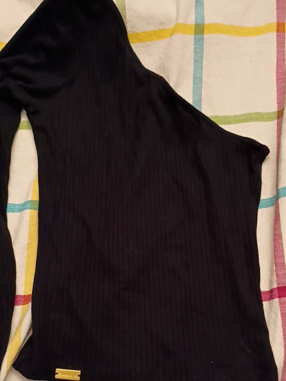 Studio K Ribbed One-Shoulder Top in Black